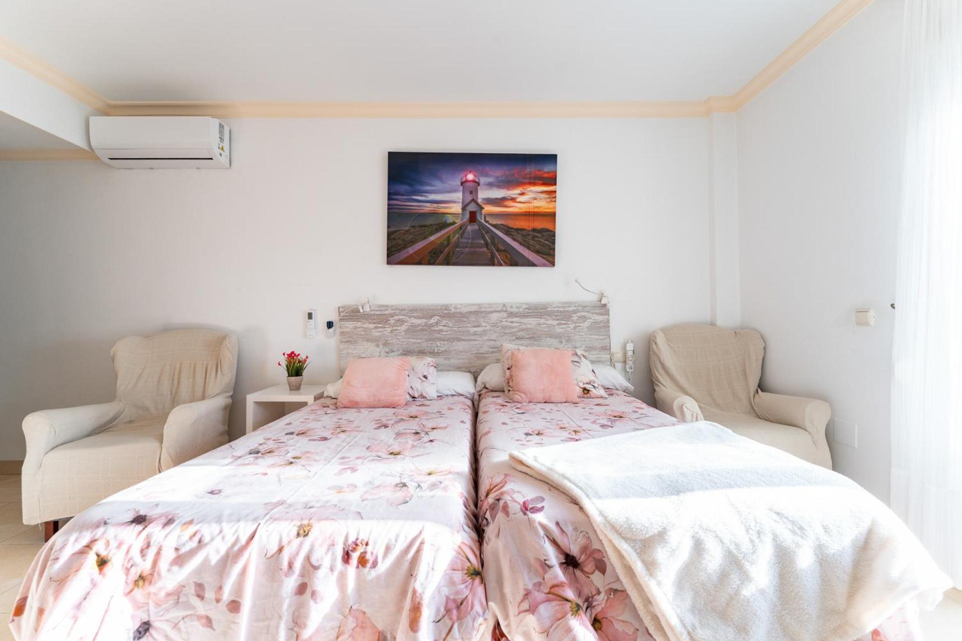 Malagasuite El Levante Apartments Торремолінос Номер фото