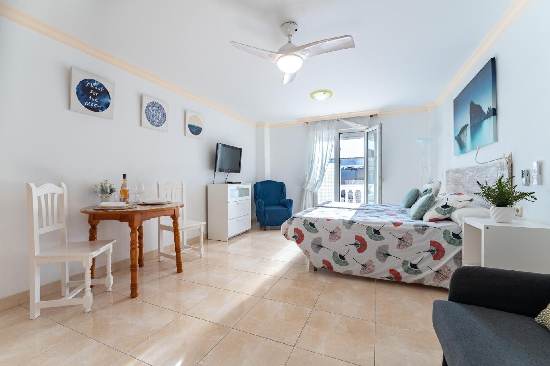 Malagasuite El Levante Apartments Торремолінос Номер фото