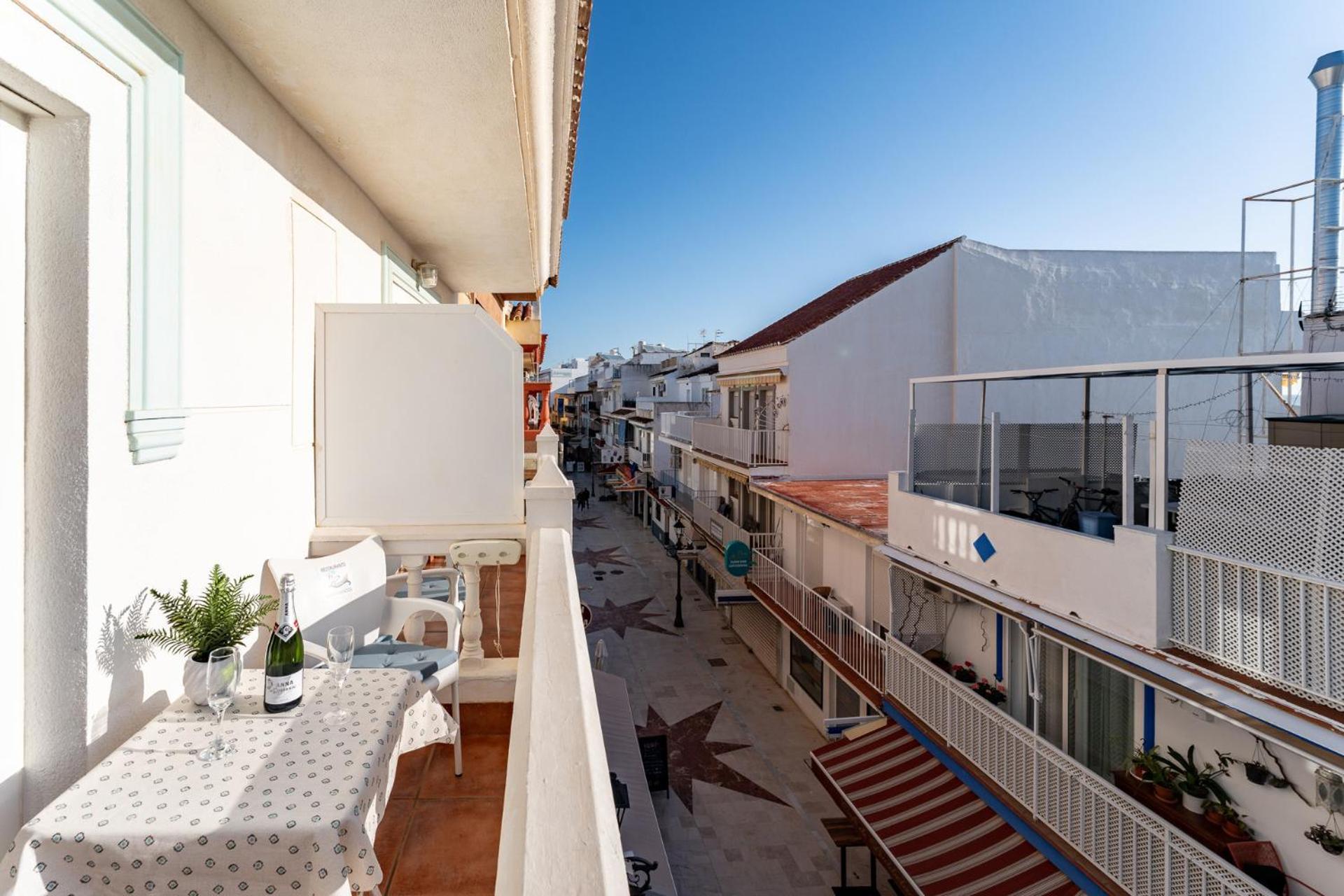 Malagasuite El Levante Apartments Торремолінос Номер фото