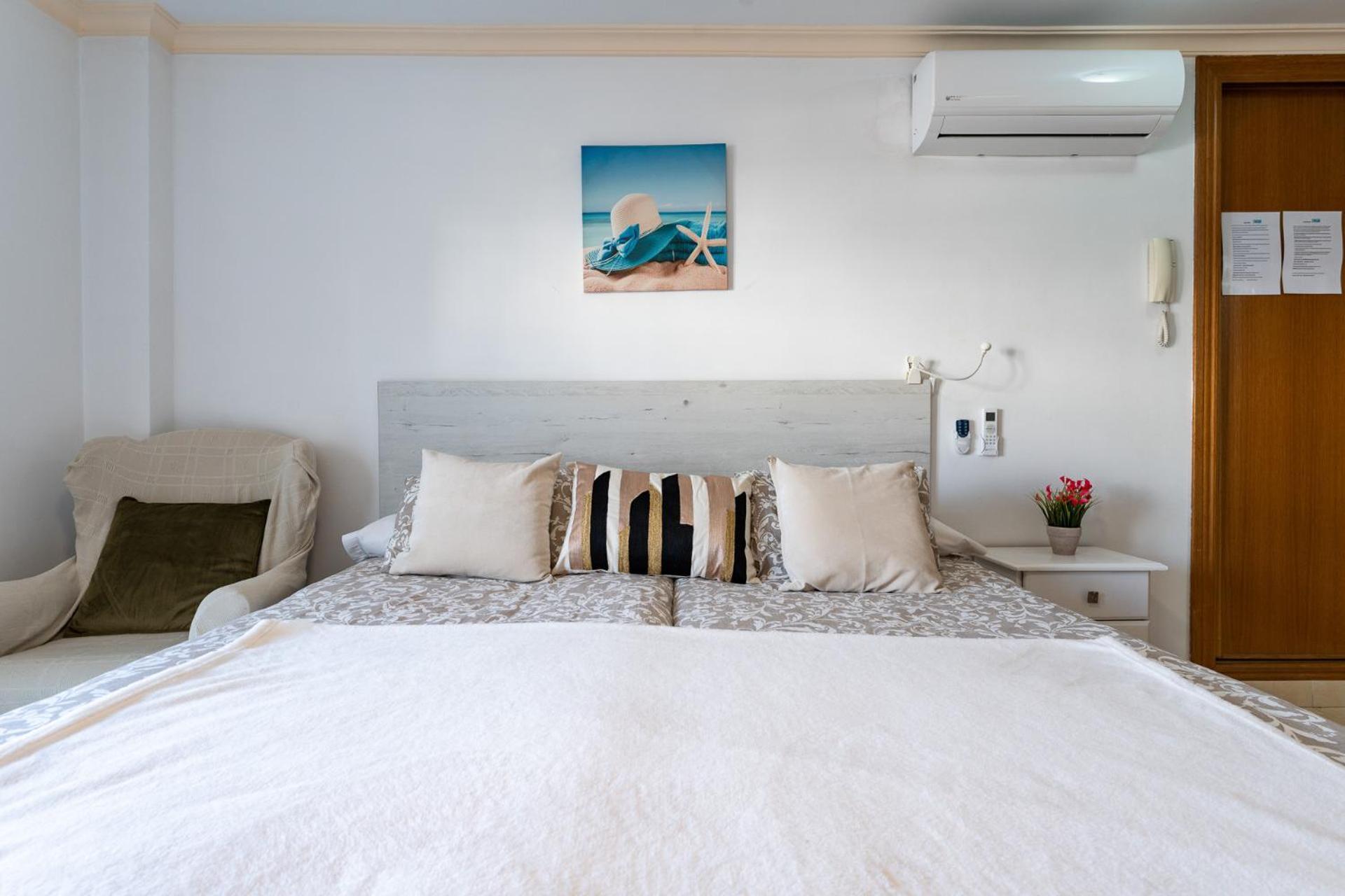 Malagasuite El Levante Apartments Торремолінос Номер фото