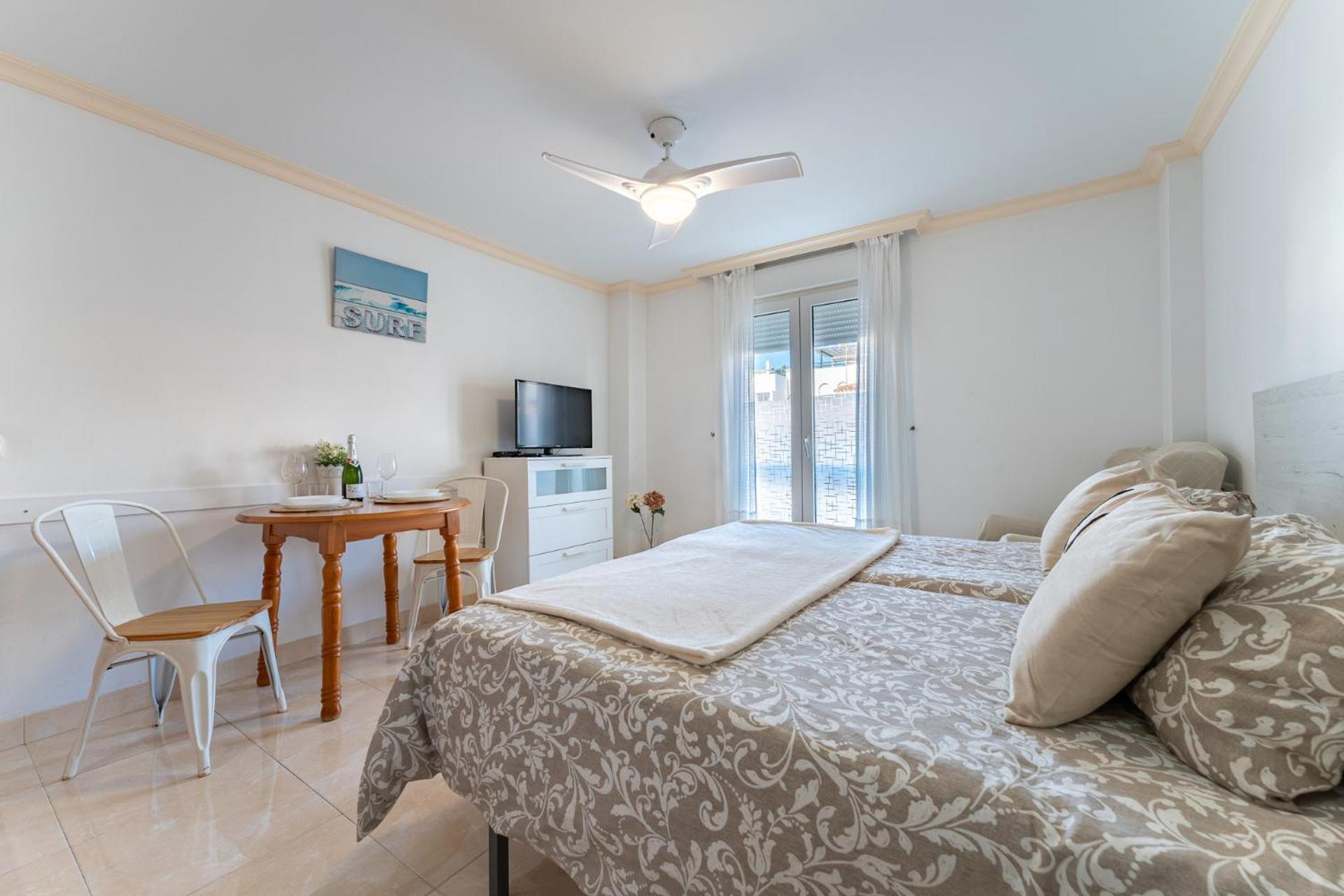 Malagasuite El Levante Apartments Торремолінос Номер фото