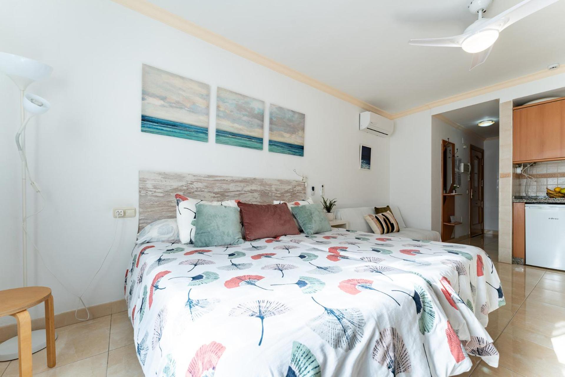 Malagasuite El Levante Apartments Торремолінос Номер фото