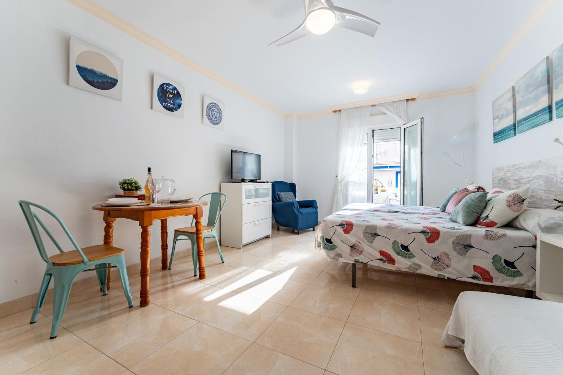Malagasuite El Levante Apartments Торремолінос Номер фото