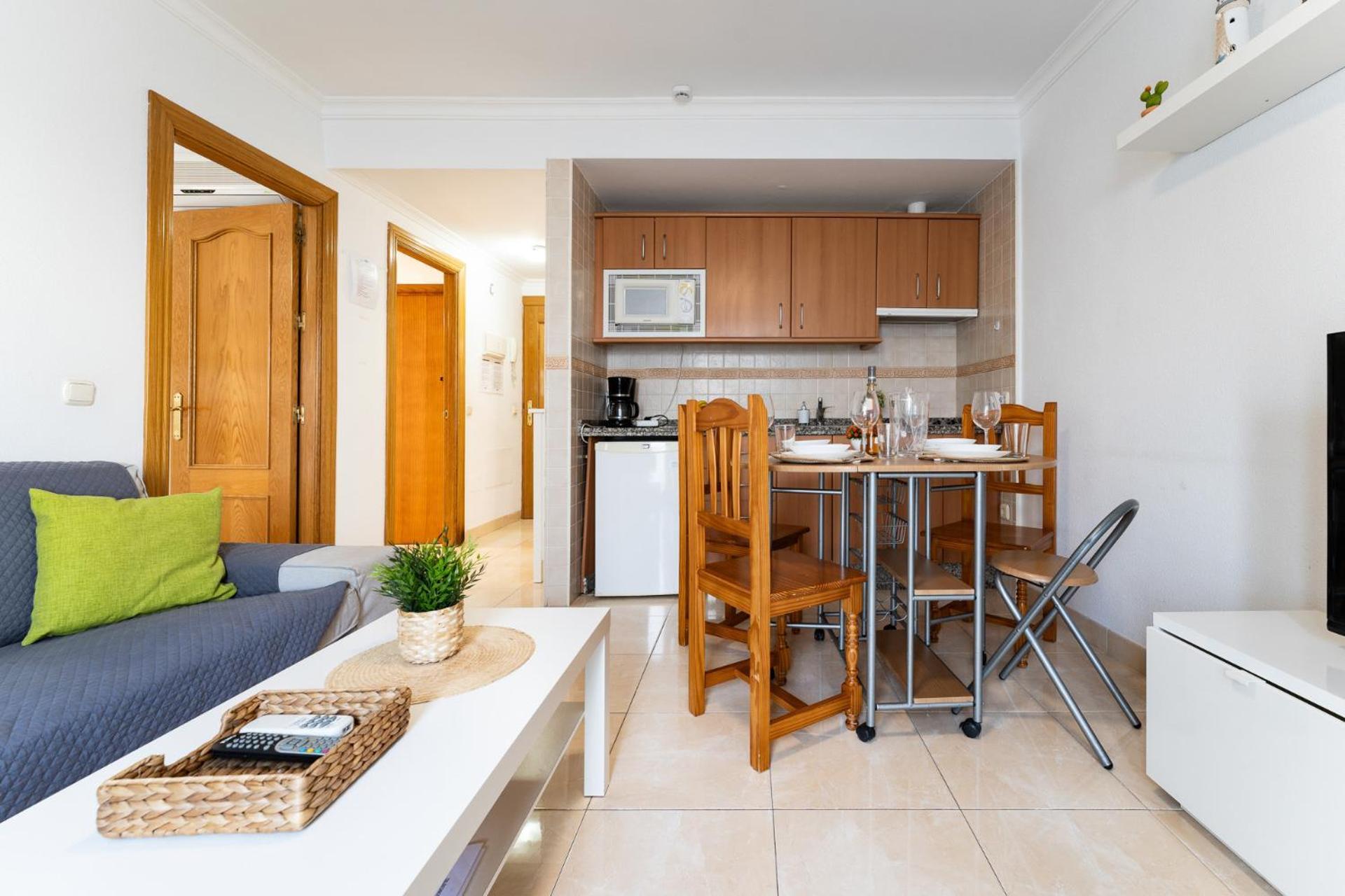 Malagasuite El Levante Apartments Торремолінос Екстер'єр фото